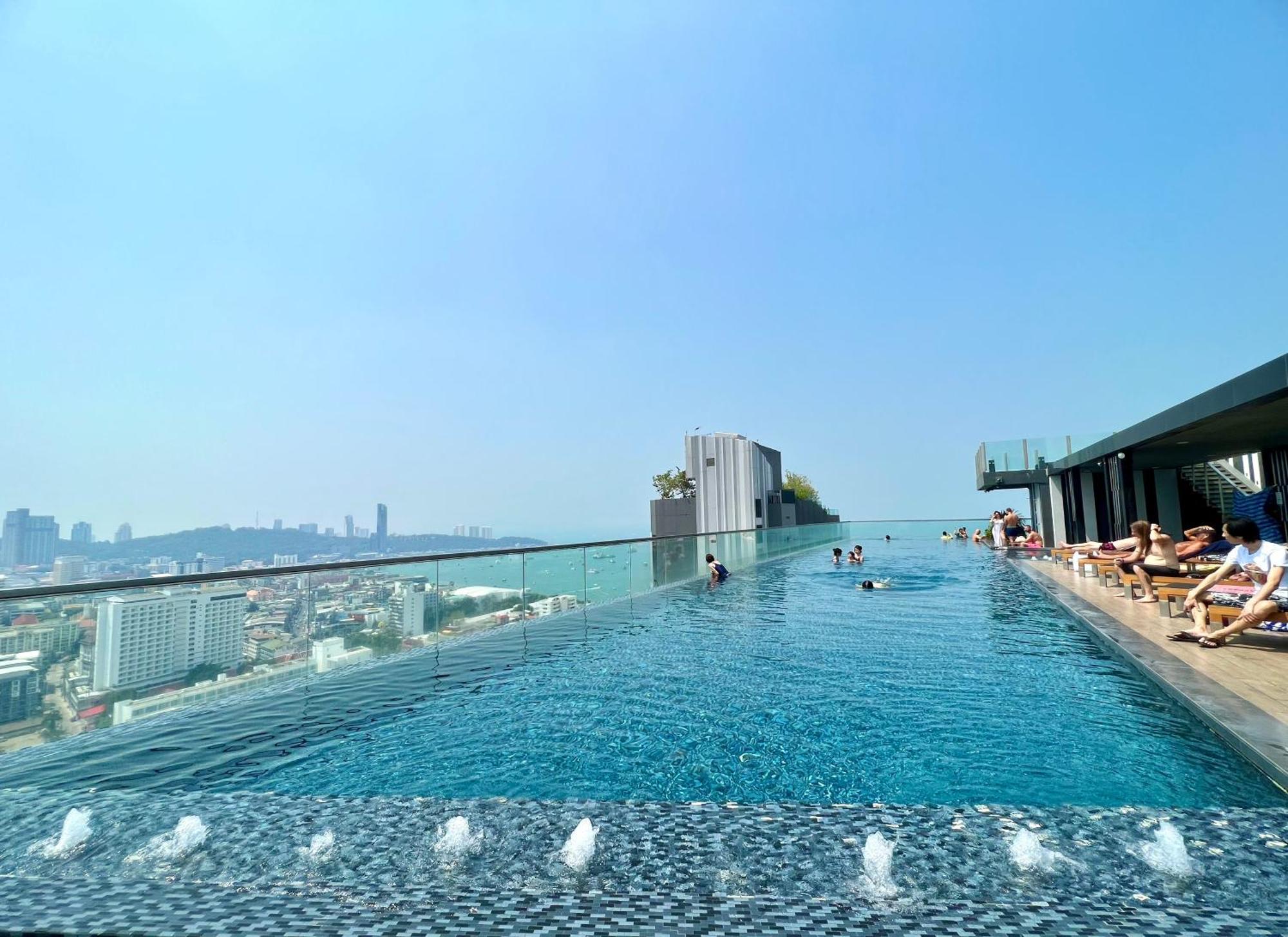Sea View Pattaya Beach @The Base Central פאטאיה מראה חיצוני תמונה